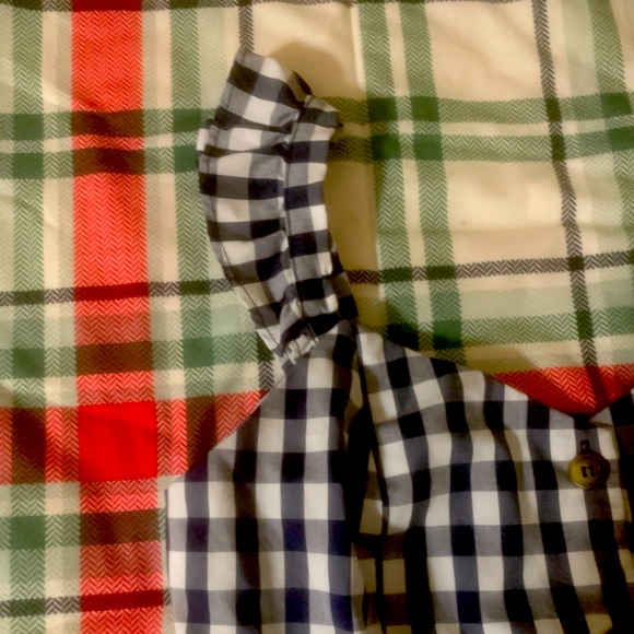 Plaid ruffle strap crop top with buttons size large - Picture 4 of 5